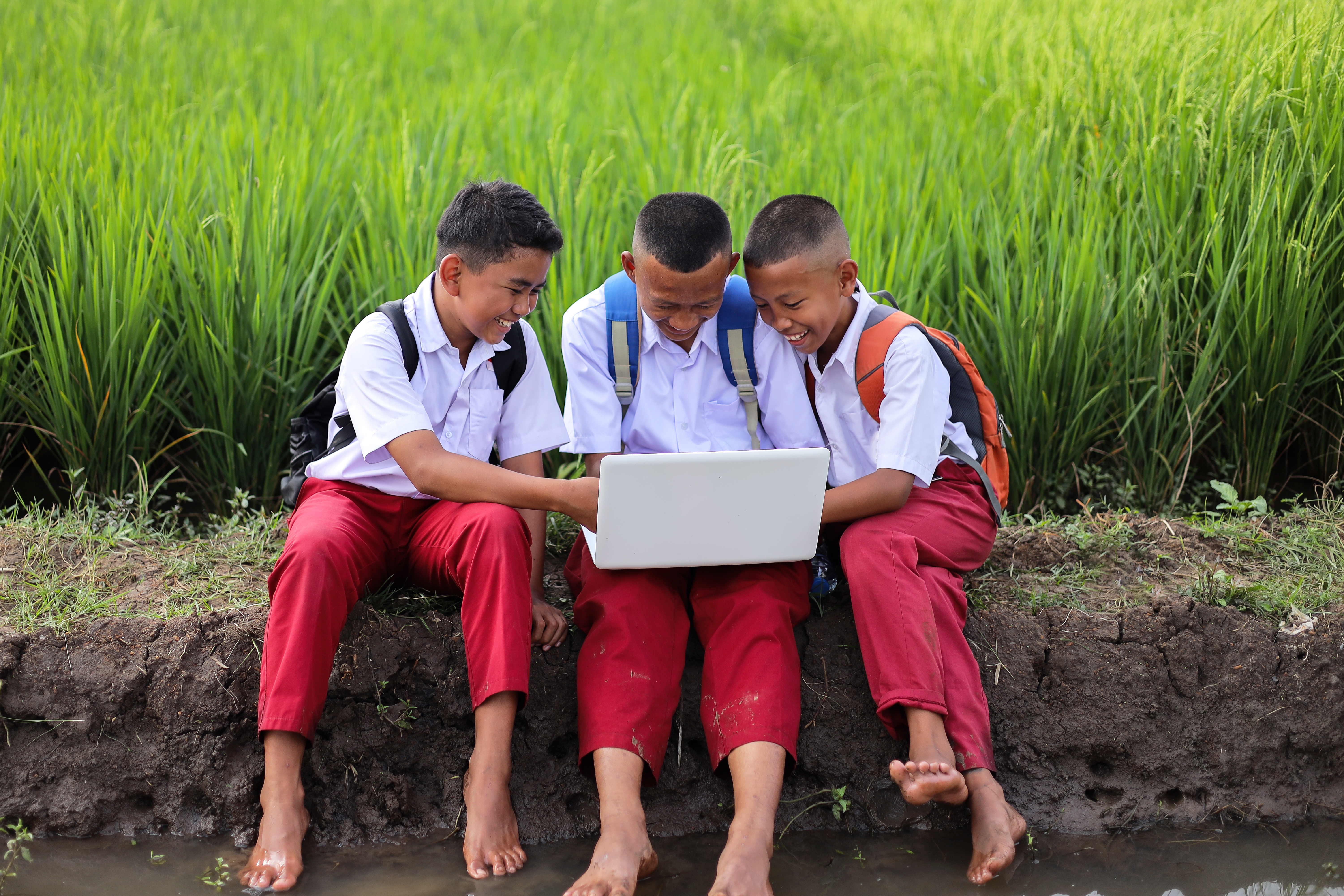 Students at AMSDA